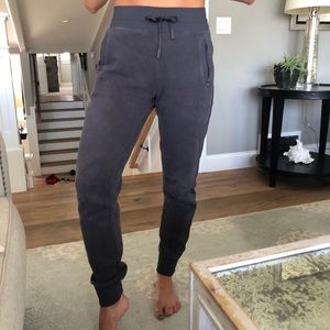 Lululemon joggers